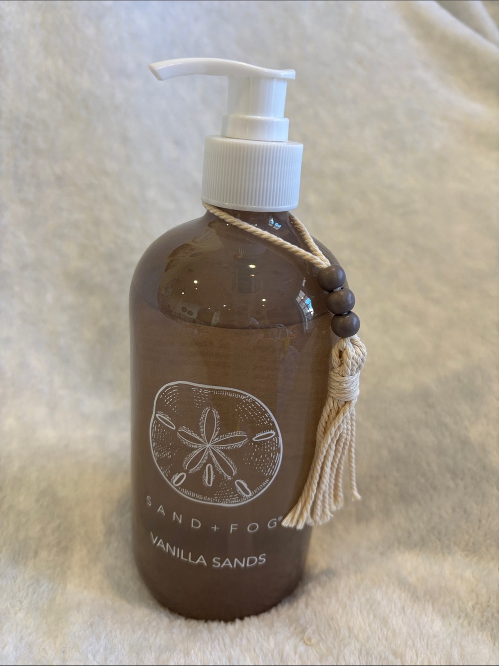 Sand + Fog Scented Vanilla Sands Hand Wash NWT 15.7oz Glass Pump